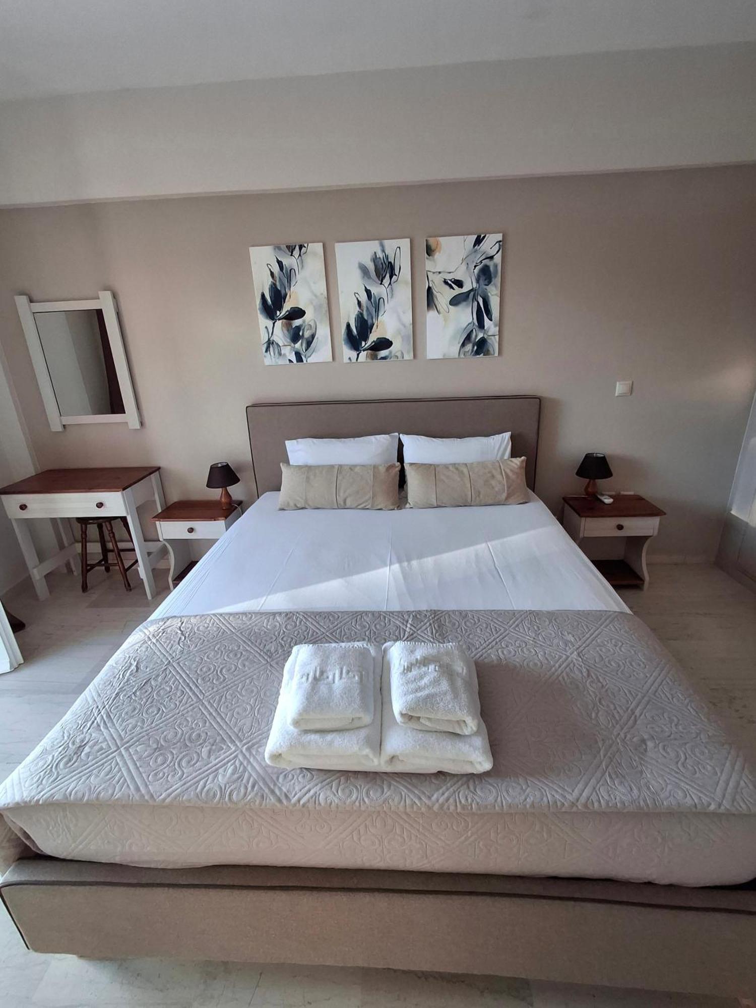 Tasias Apartments Ликсури Экстерьер фото